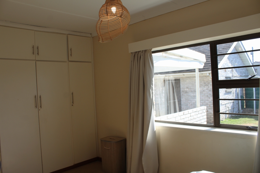 4 Bedroom Property for Sale in West Beach Eastern Cape